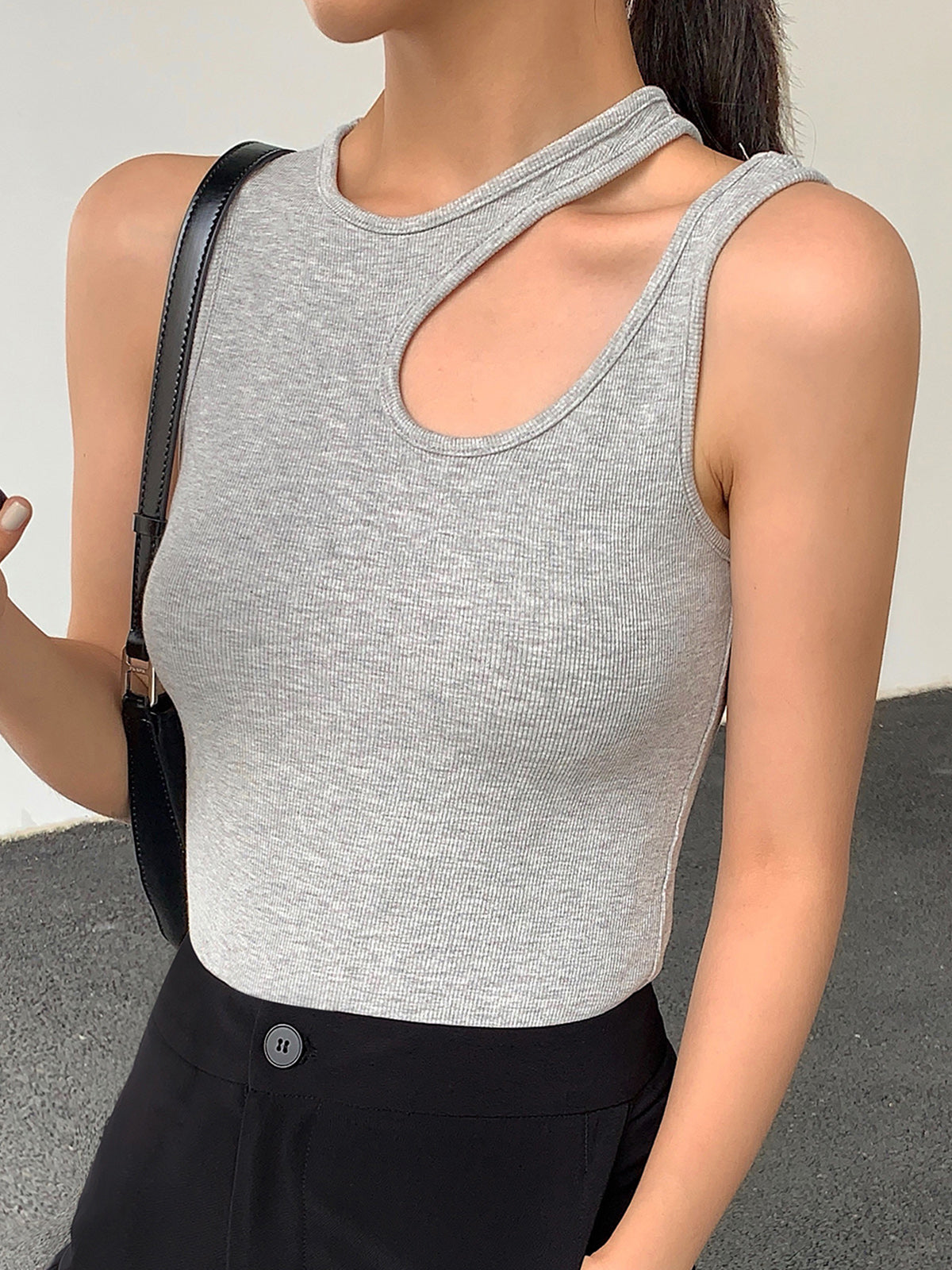 Kesikli Tank Top