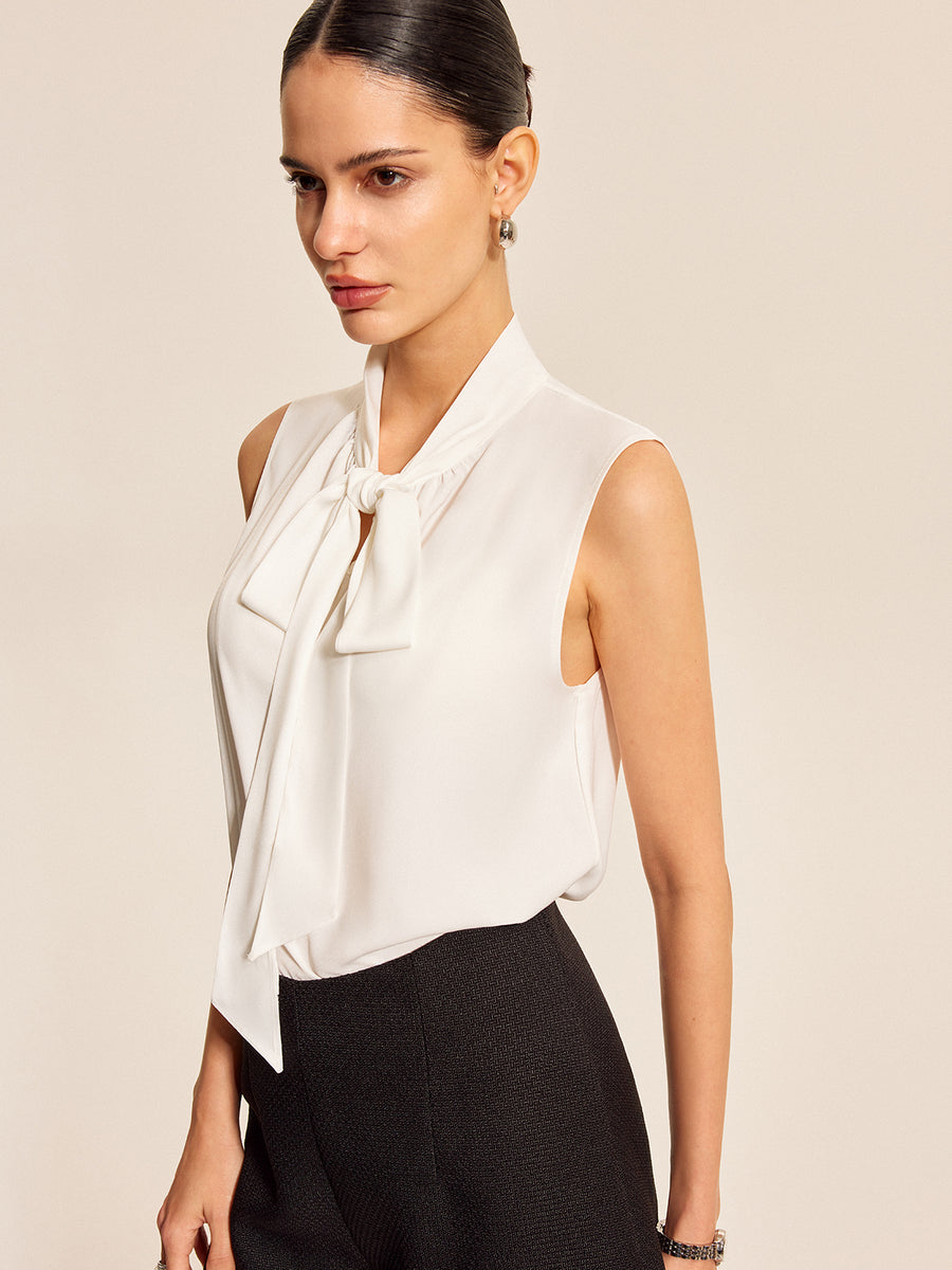 Silky Elegance Fiyonk Bluz