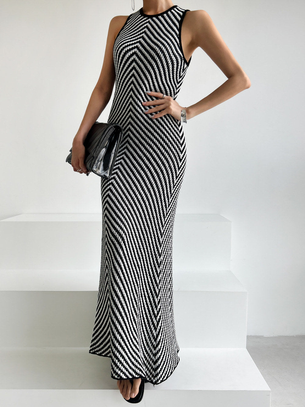 Mono Chevron Triko Elbise