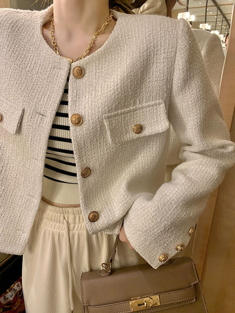 Klasik Gold Düğmeli Boucle Ceket